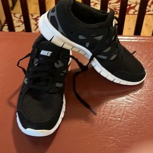 Nike free run 2 mens sz 9